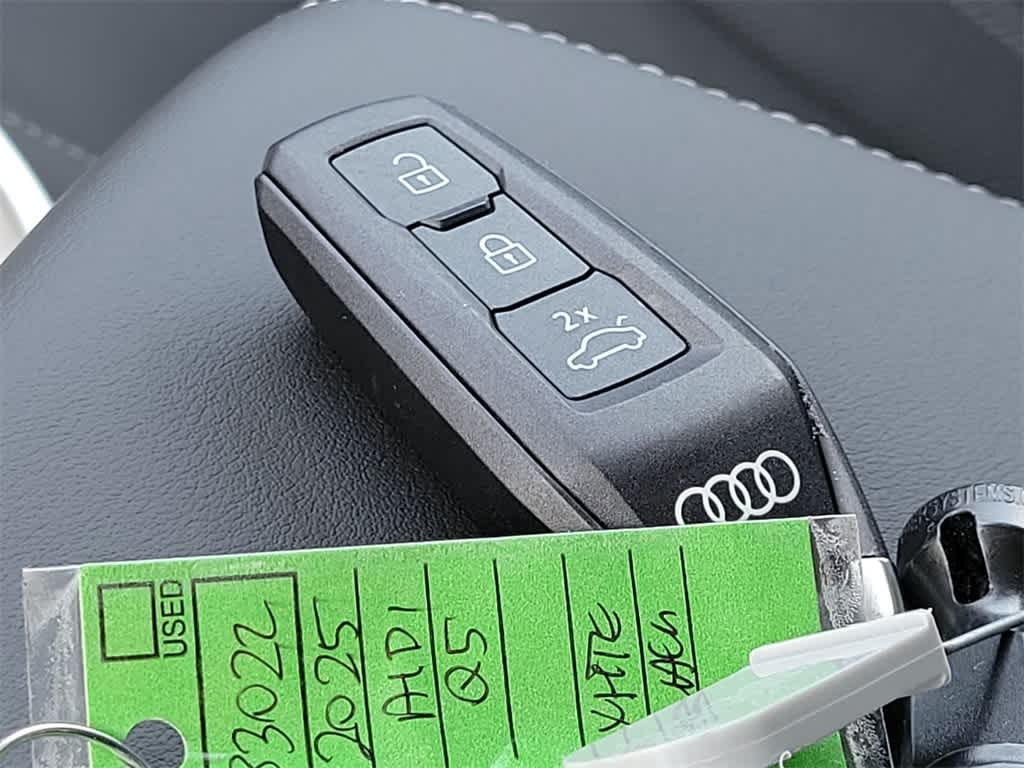 Thumbnail: 2025 Audi Q5 - 28