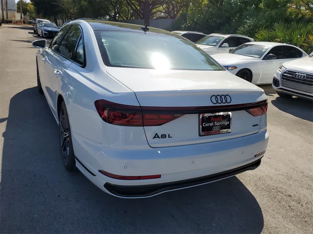 Thumbnail: 2025 Audi A8 - 12