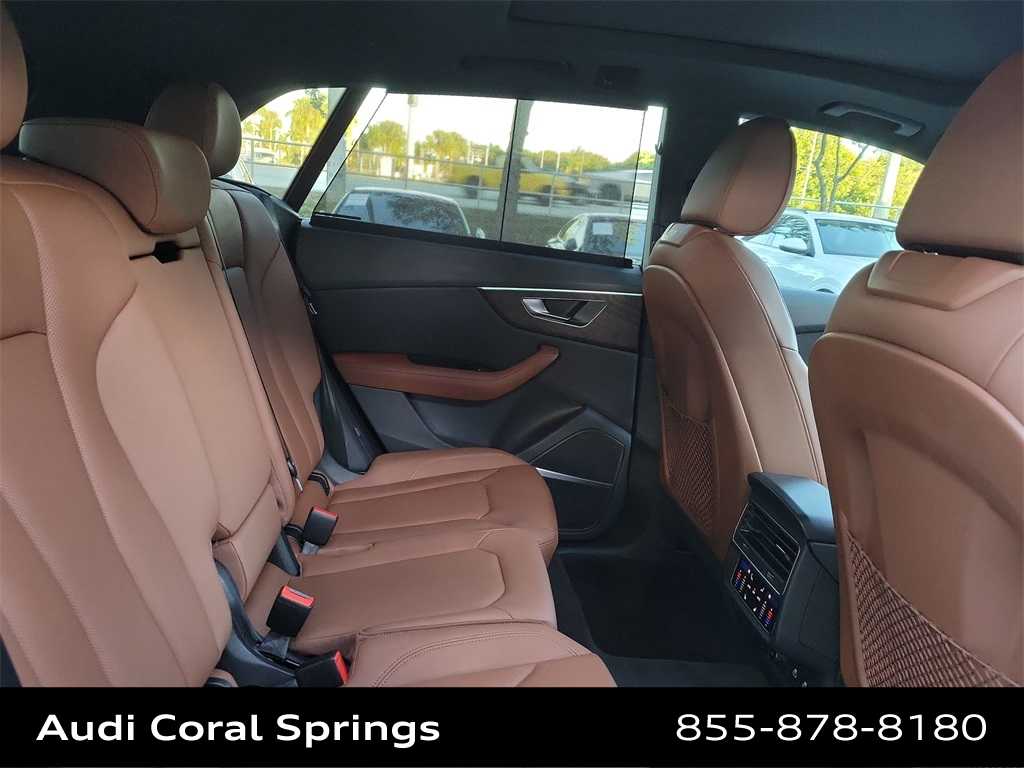 Thumbnail: 2022 Audi Q8 - 21