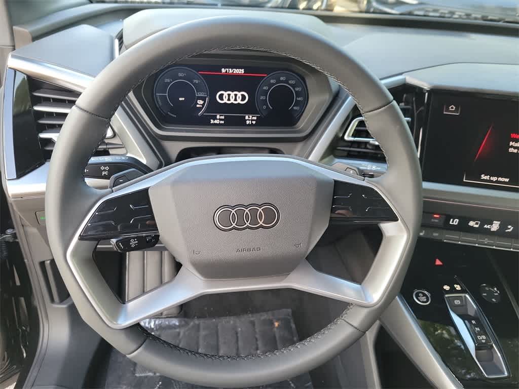 Thumbnail: 2026 Audi Q4 e-tron - 15