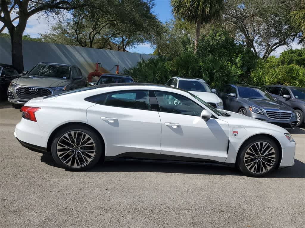 2025 Audi e-tron GT Premium Plus 9