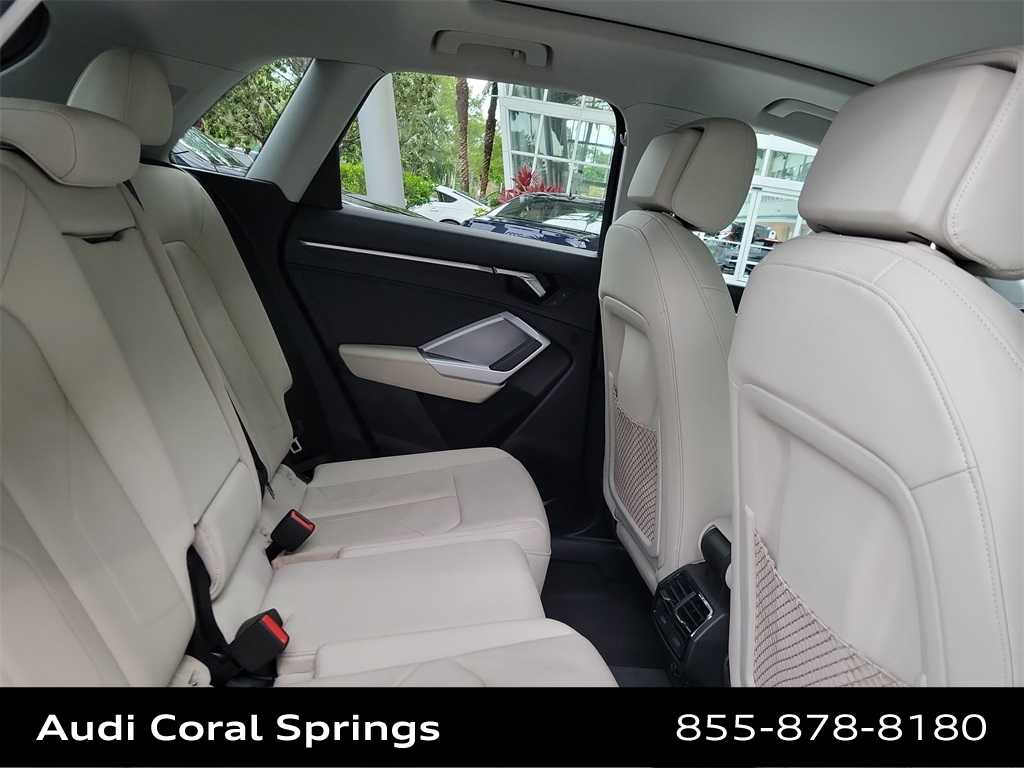 Thumbnail: 2023 Audi Q3 - 13