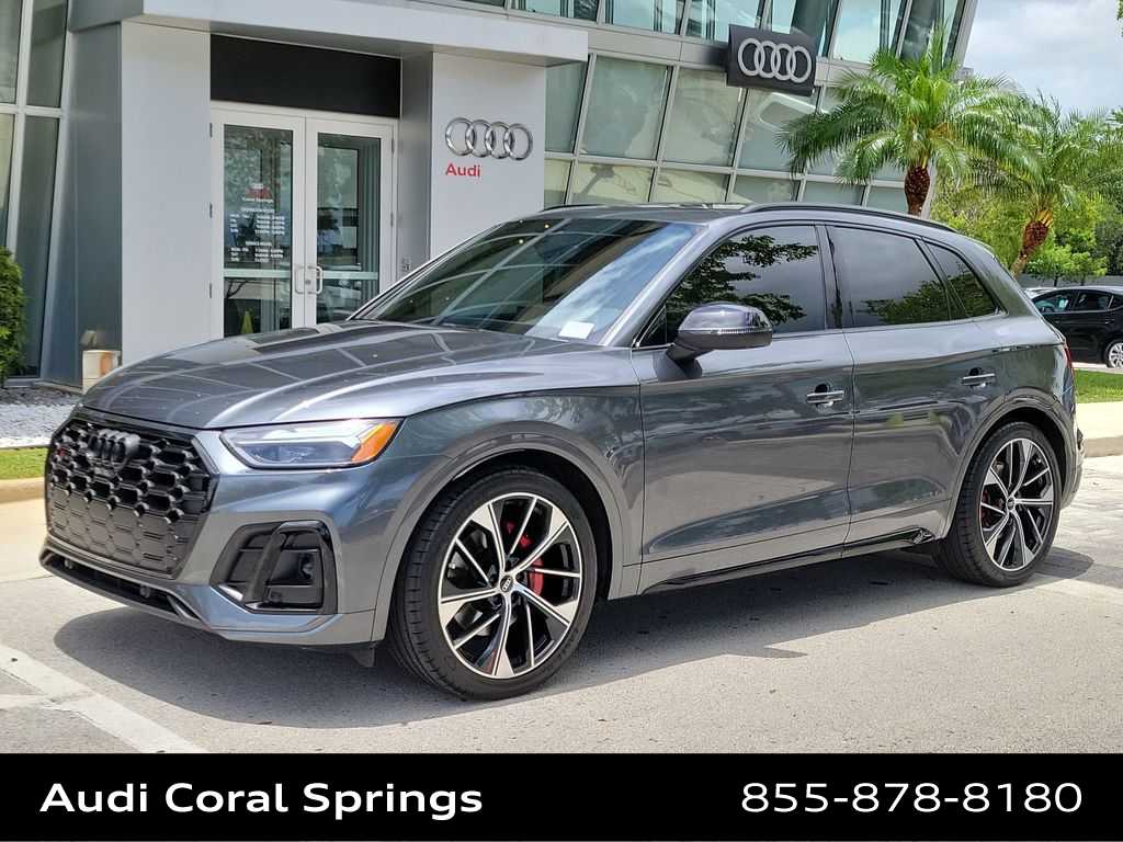 Thumbnail: 2024 Audi SQ5 - 4