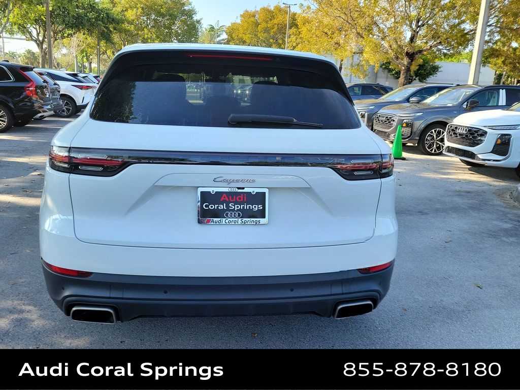 Thumbnail: 2021 Porsche Cayenne - 7