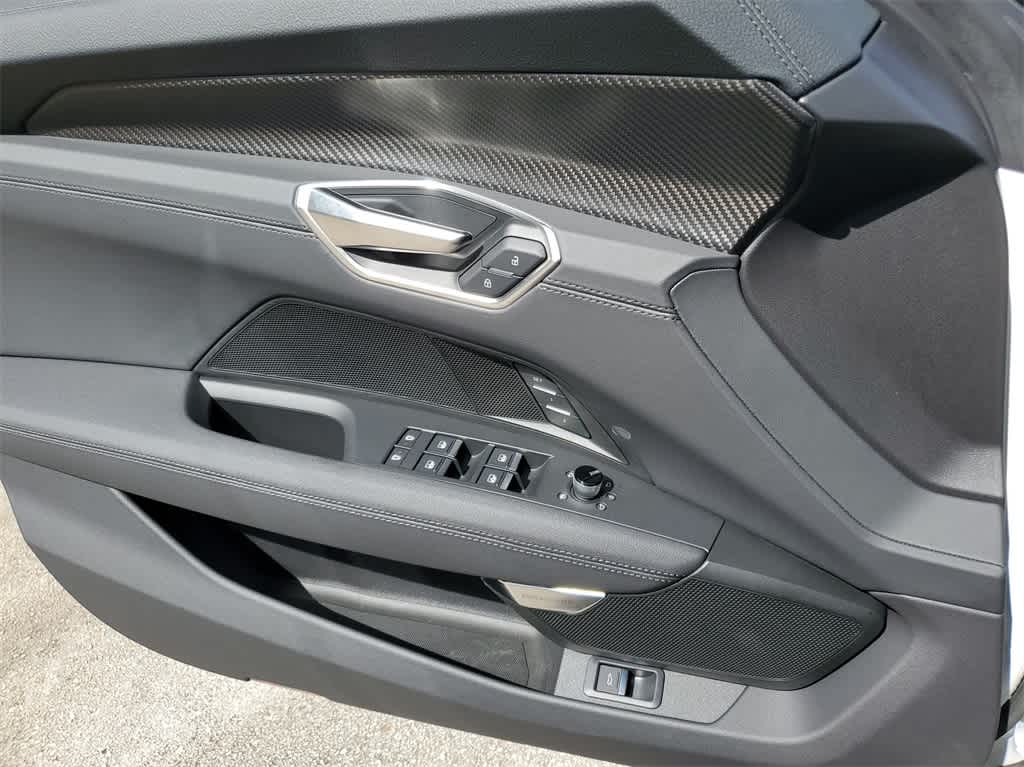 2025 Audi e-tron GT Premium Plus 17