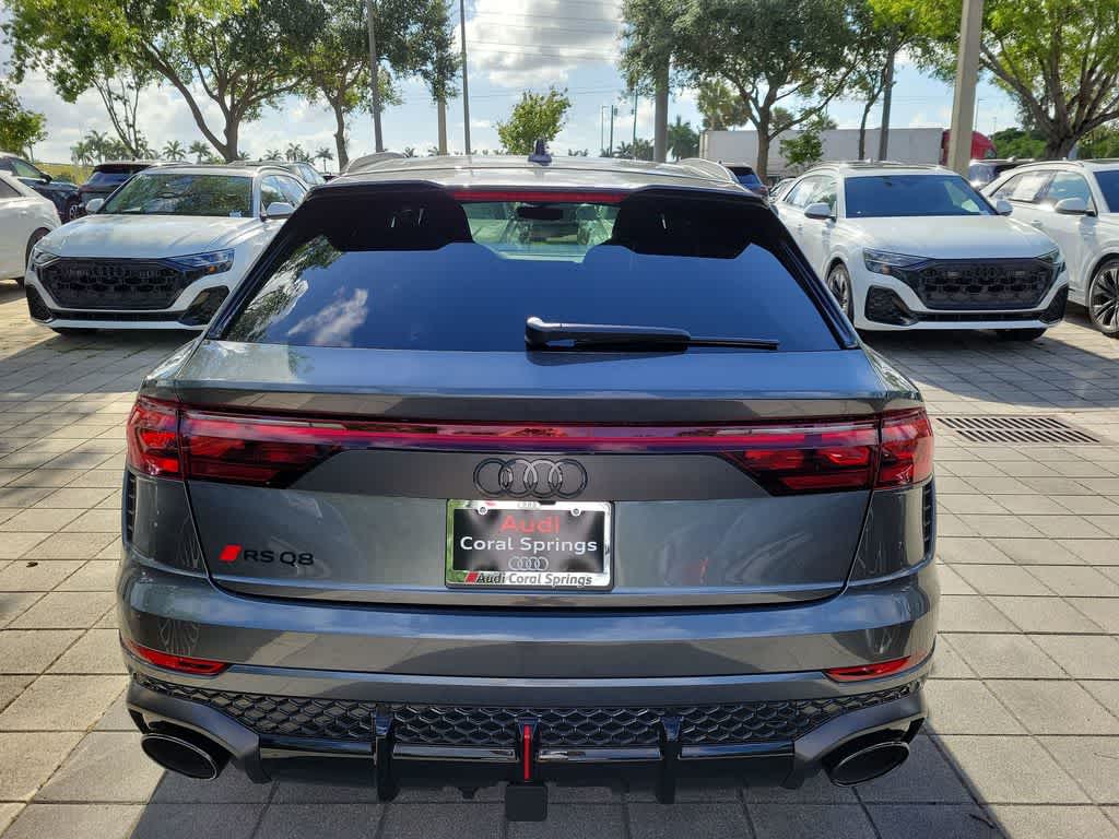 Thumbnail: 2026 Audi RS Q8 - 13