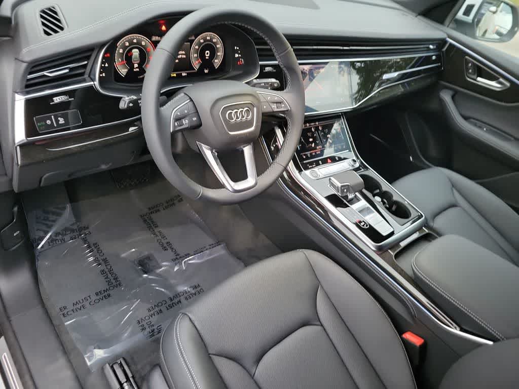 Thumbnail: 2026 Audi Q8 - 10