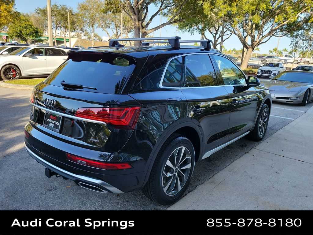 Thumbnail: 2023 Audi Q5 - 8