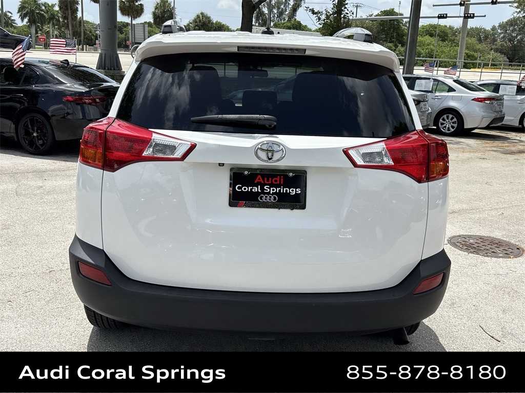 Thumbnail: 2015 Toyota RAV4 - 19