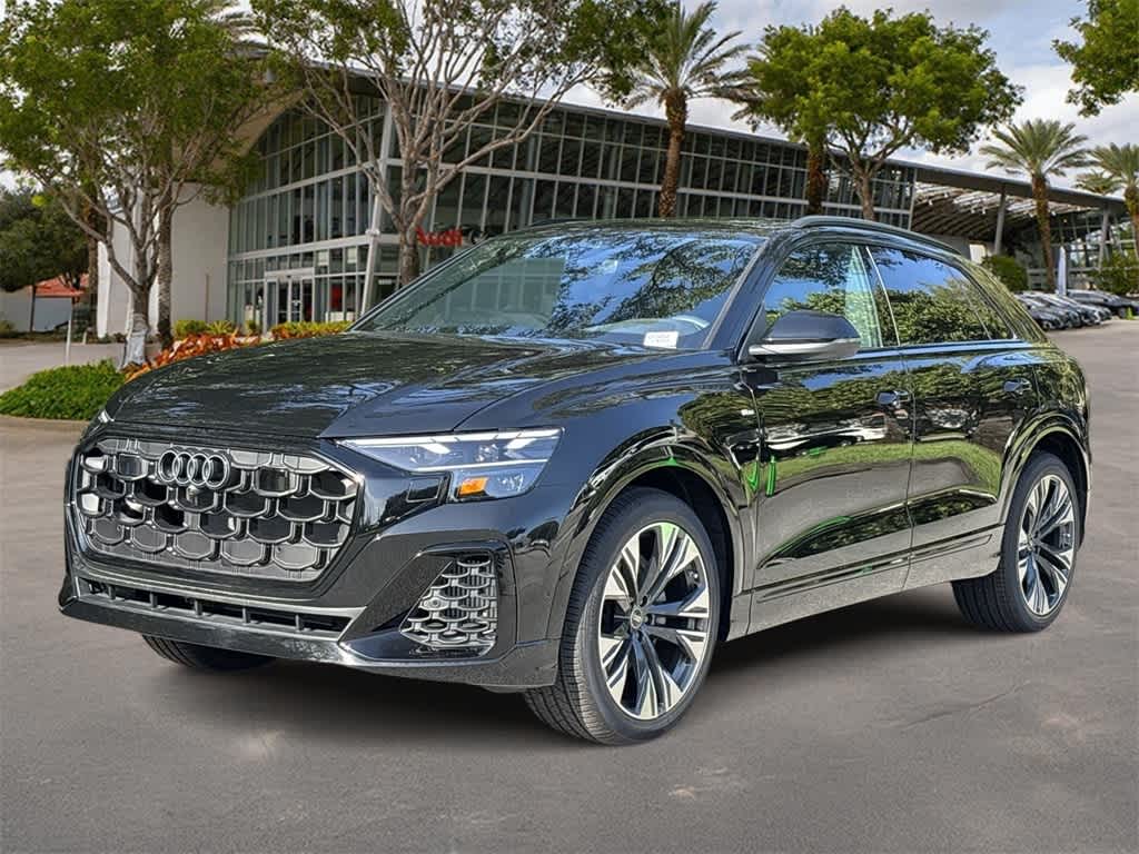 Thumbnail: 2025 Audi Q8 - 1