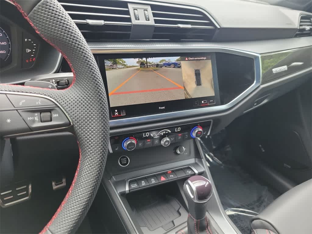 Thumbnail: 2025 Audi Q3 - 24