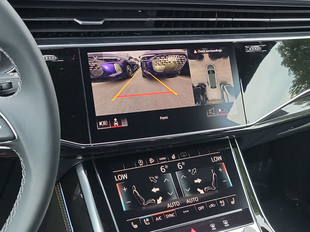 Thumbnail: 2026 Audi Q8 - 24