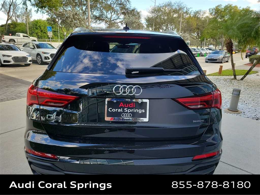 Thumbnail: 2025 Audi Q3 - 5