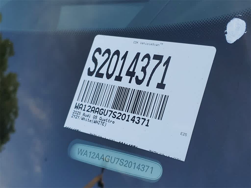 Thumbnail: 2025 Audi Q5 - 21