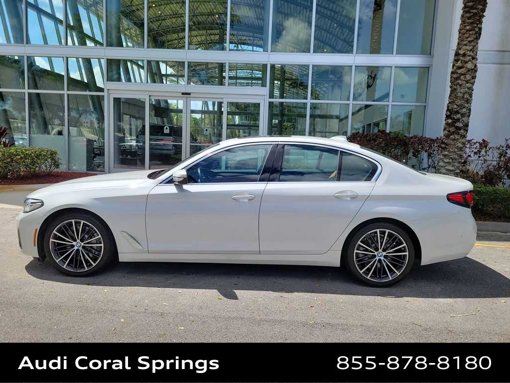 Thumbnail: 2021 BMW 5 Series - 11