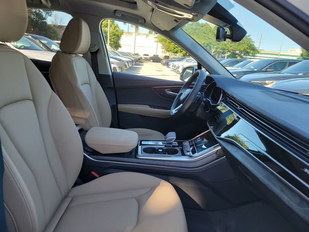 Thumbnail: 2026 Audi Q7 - 14