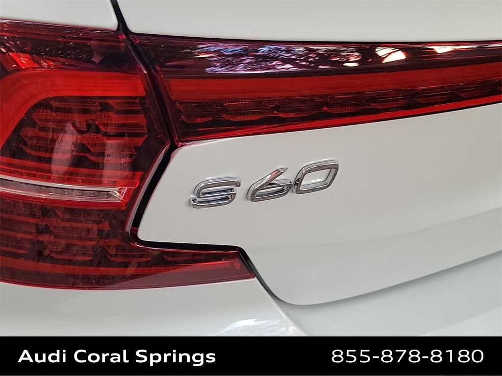 Thumbnail: 2023 Volvo S60 - 20