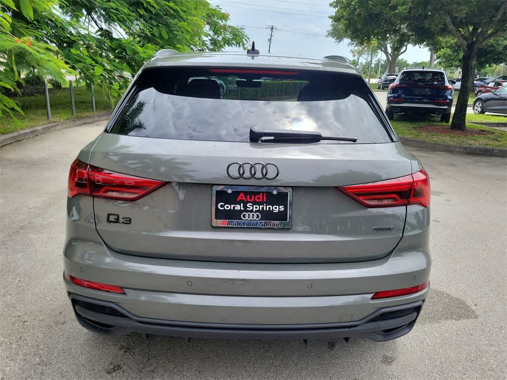 Thumbnail: 2025 Audi Q3 - 7