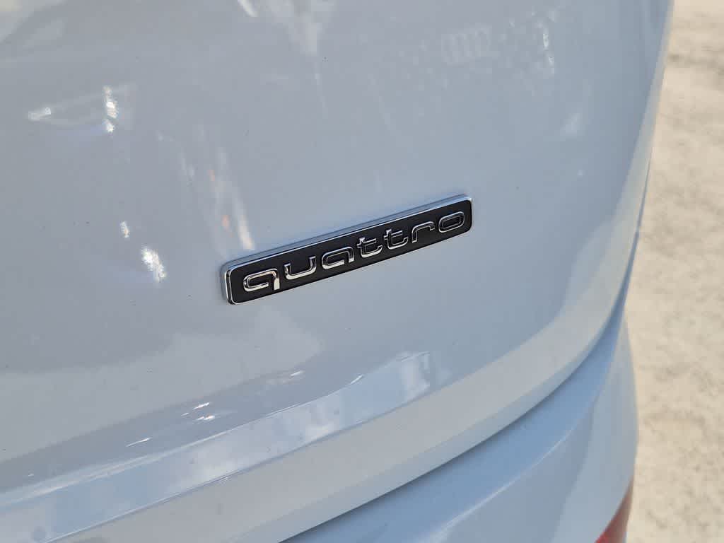 Thumbnail: 2026 Audi Q7 - 11