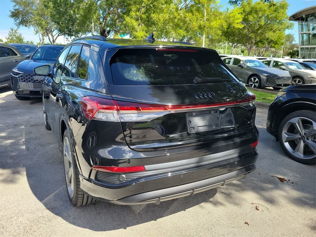 Thumbnail: 2026 Audi Q4 e-tron - 3