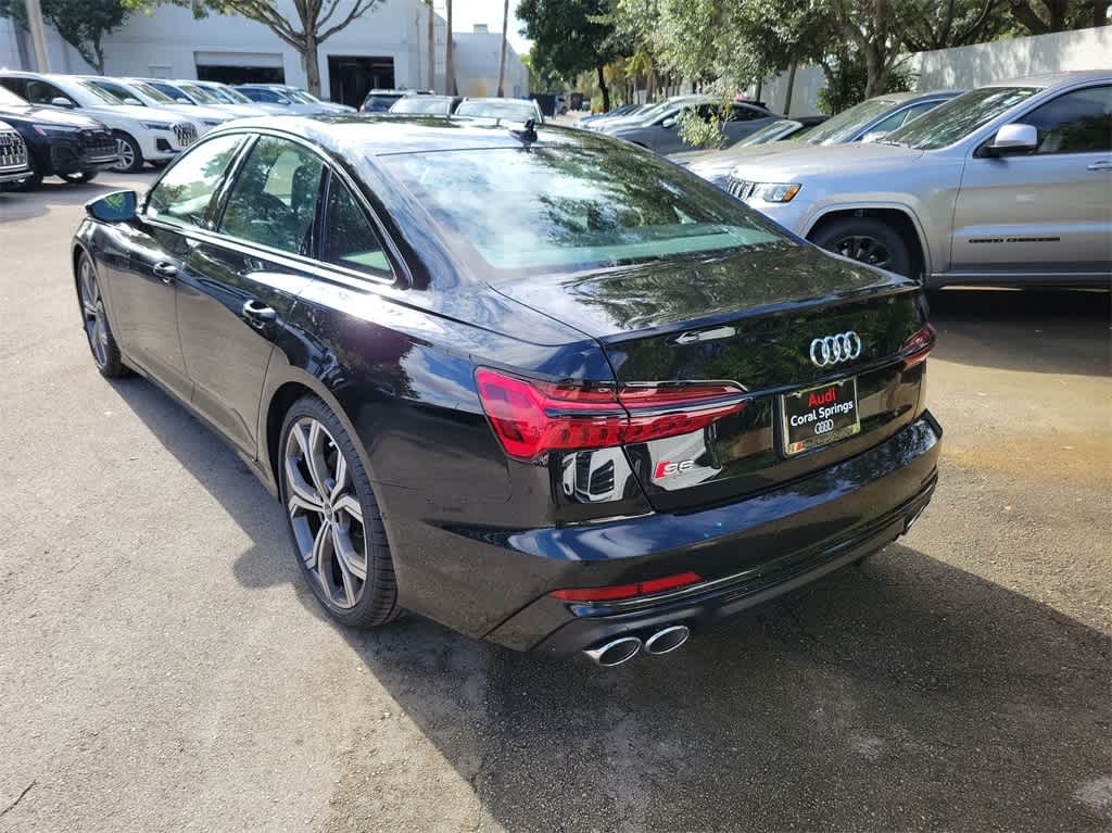 Thumbnail: 2025 Audi S6 - 12