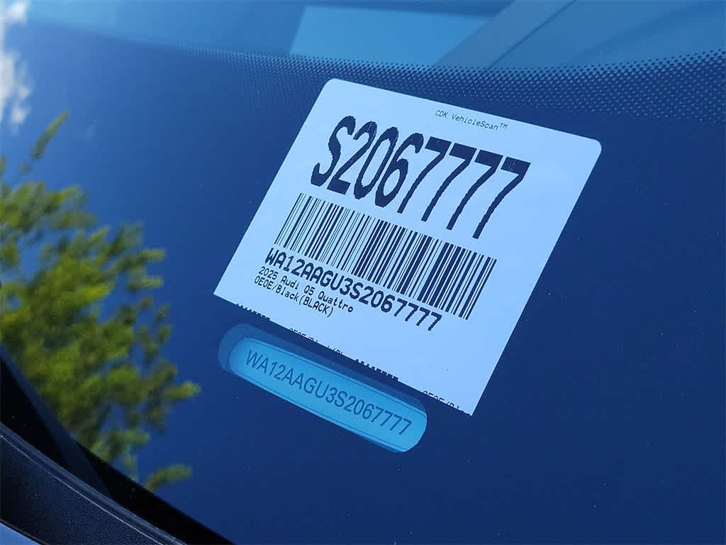 Thumbnail: 2025 Audi Q5 - 21