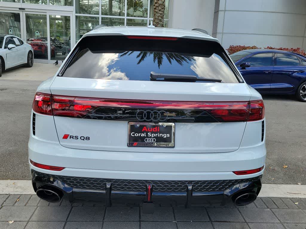 Thumbnail: 2026 Audi RS Q8 - 13
