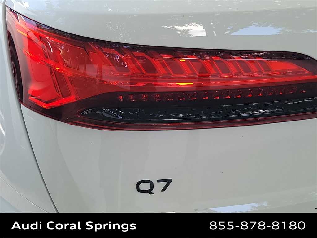 Thumbnail: 2025 Audi Q7 - 22