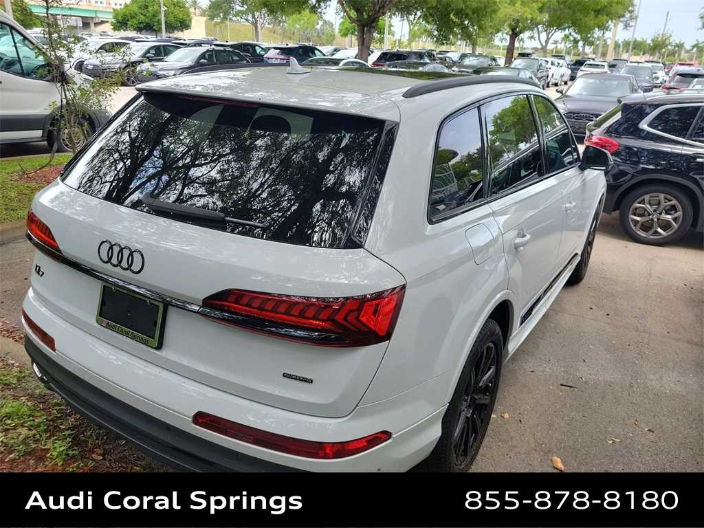 Thumbnail: 2023 Audi Q7 - 20