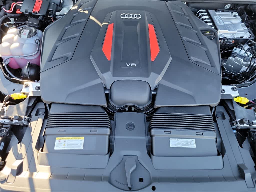 Thumbnail: 2026 Audi SQ7 - 9