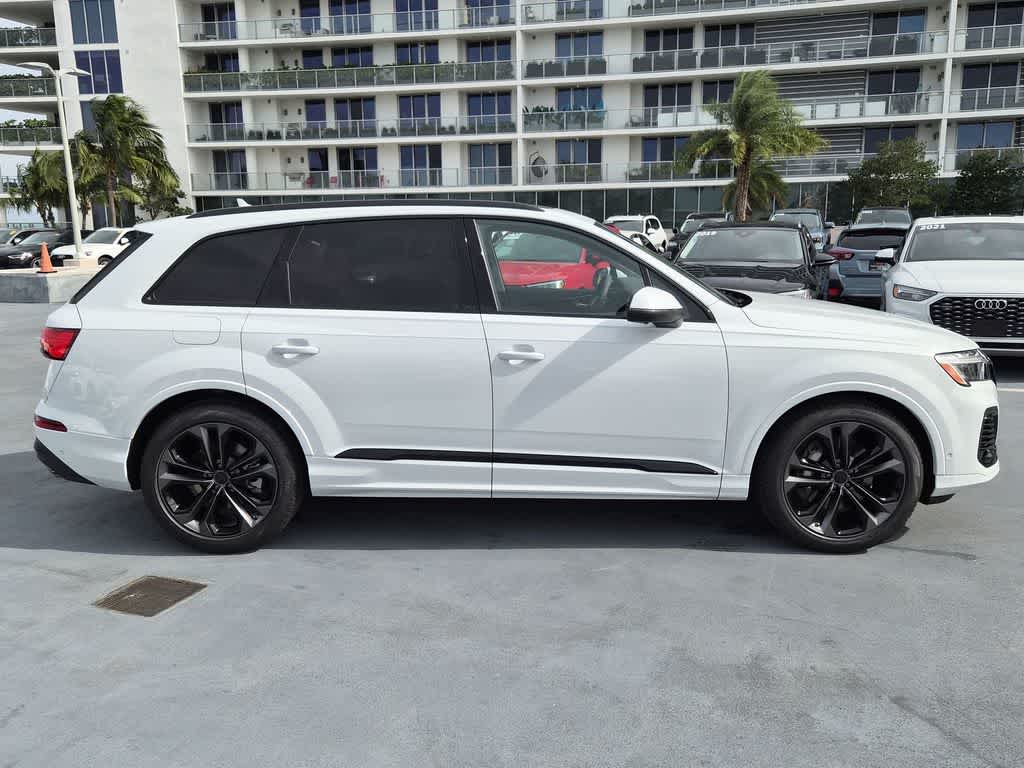 Thumbnail: 2026 Audi Q7 - 7