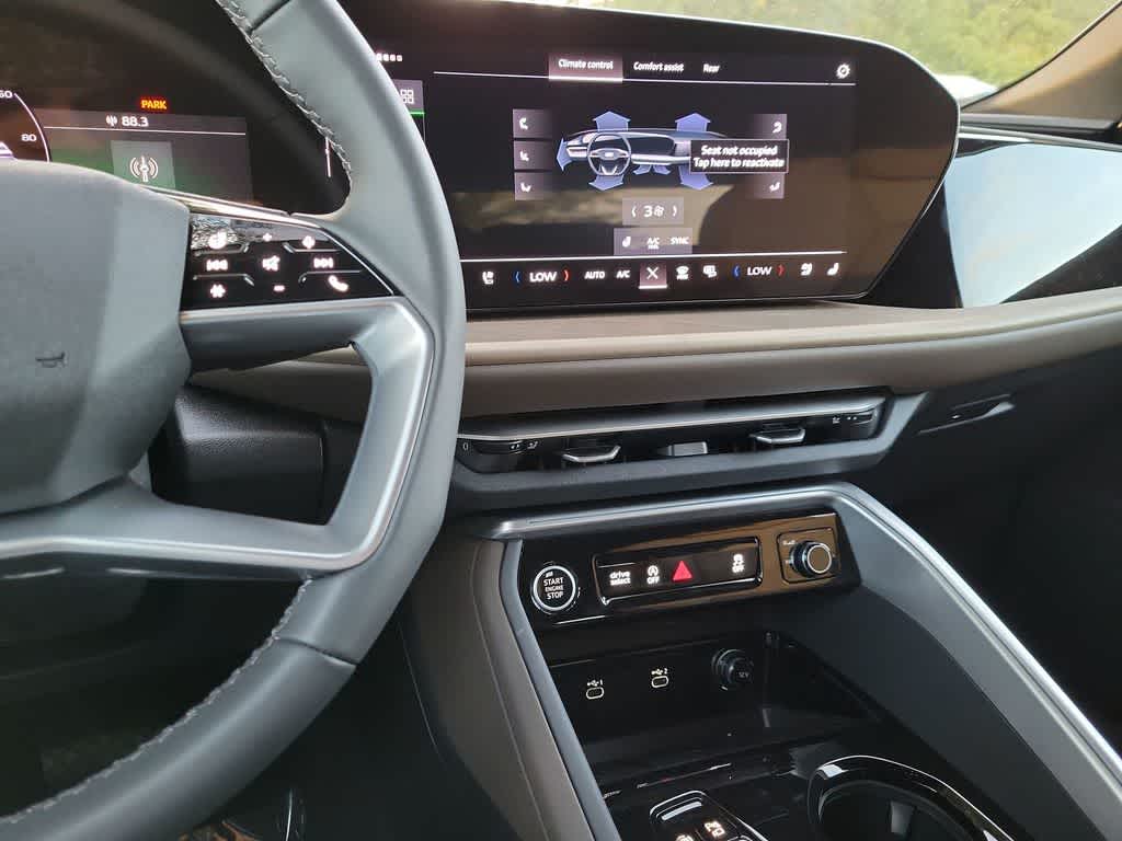 Thumbnail: 2025 Audi Q5 - 16