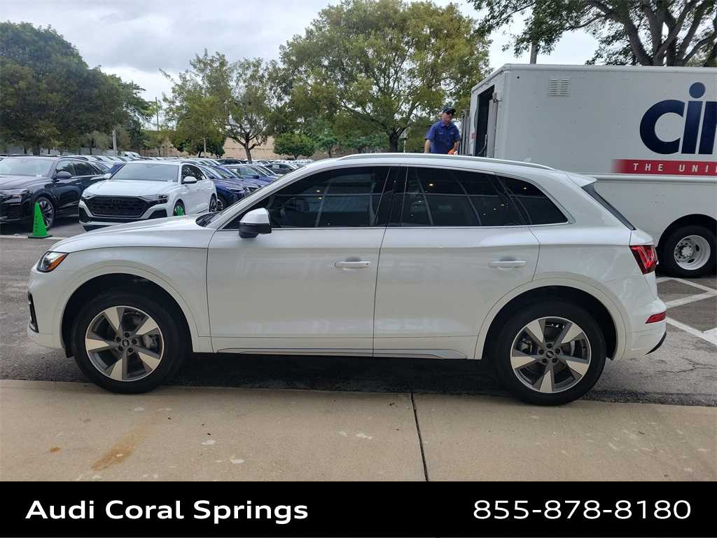 Thumbnail: 2023 Audi Q5 - 5