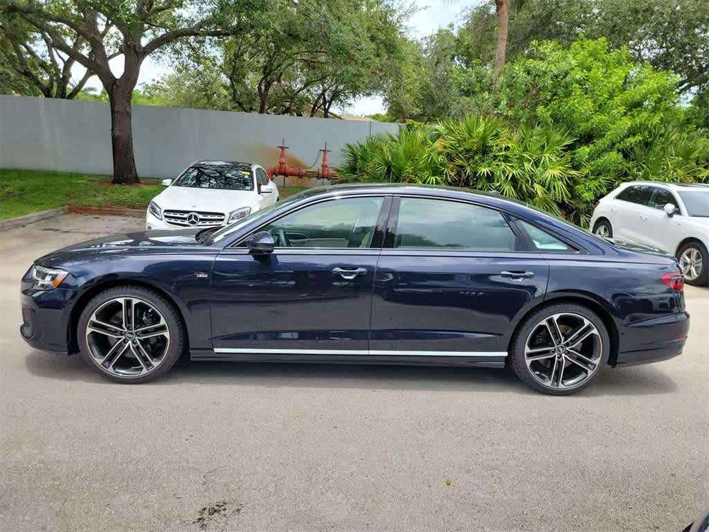 Thumbnail: 2025 Audi A8 - 11