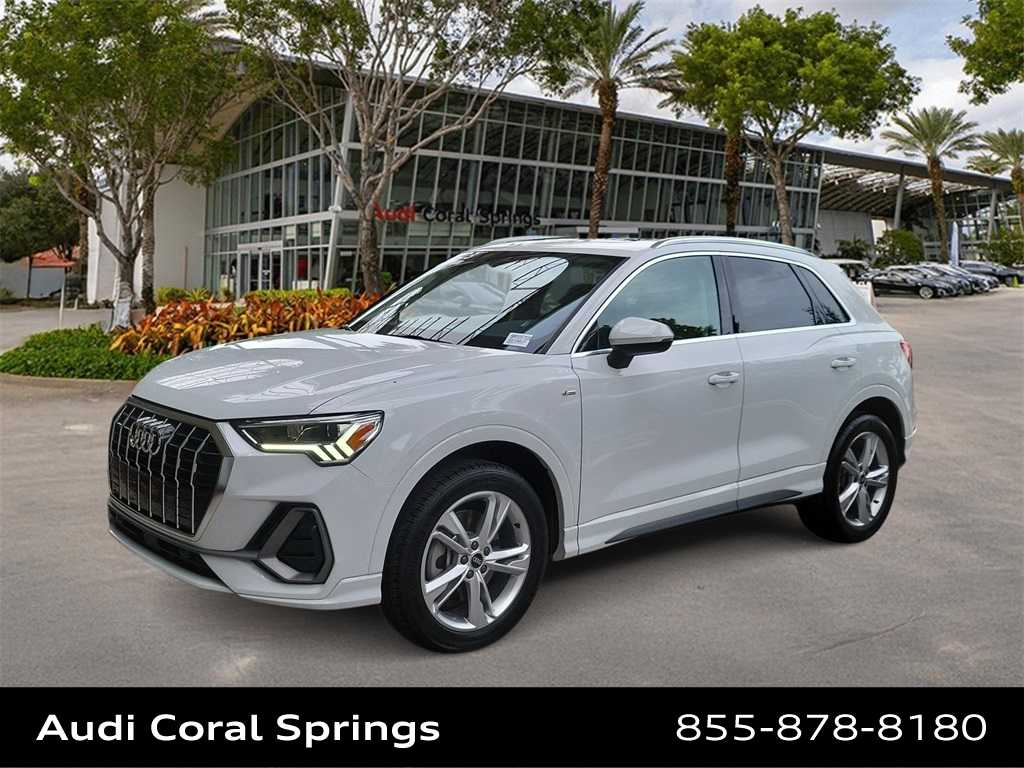 Thumbnail: 2023 Audi Q3 - 1