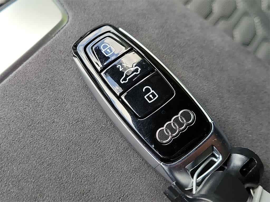 Thumbnail: 2025 Audi RS 7 - 20