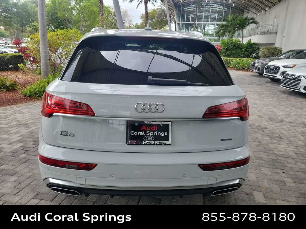 Thumbnail: 2022 Audi Q5 - 7