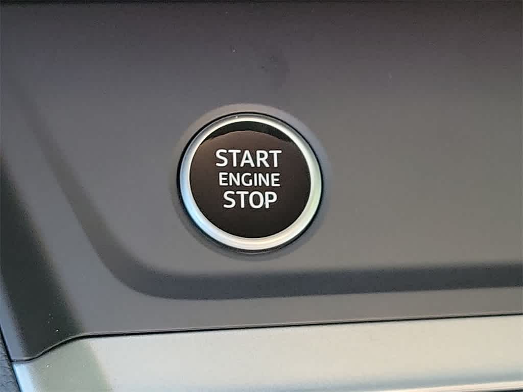 Thumbnail: 2025 Audi Q3 - 27