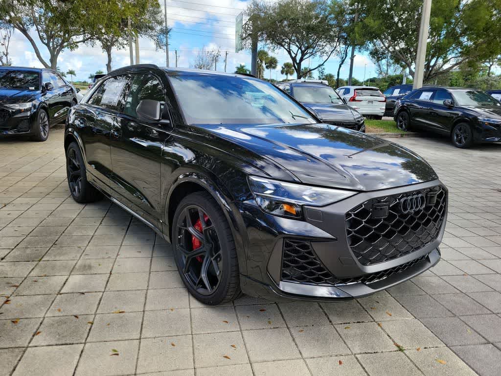 Thumbnail: 2026 Audi RS Q8 - 2