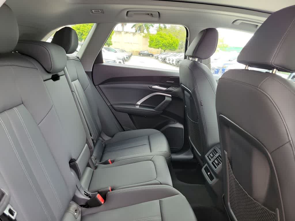 Thumbnail: 2026 Audi Q5 - 21