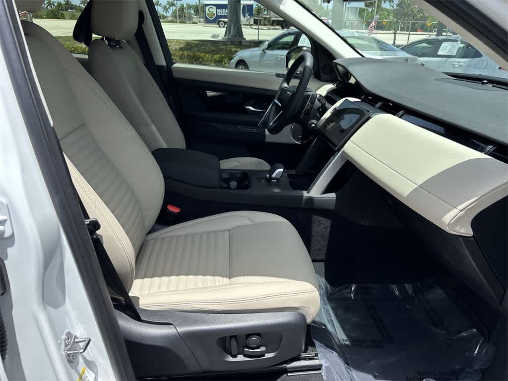 2024 Land Rover Discovery Sport S 28