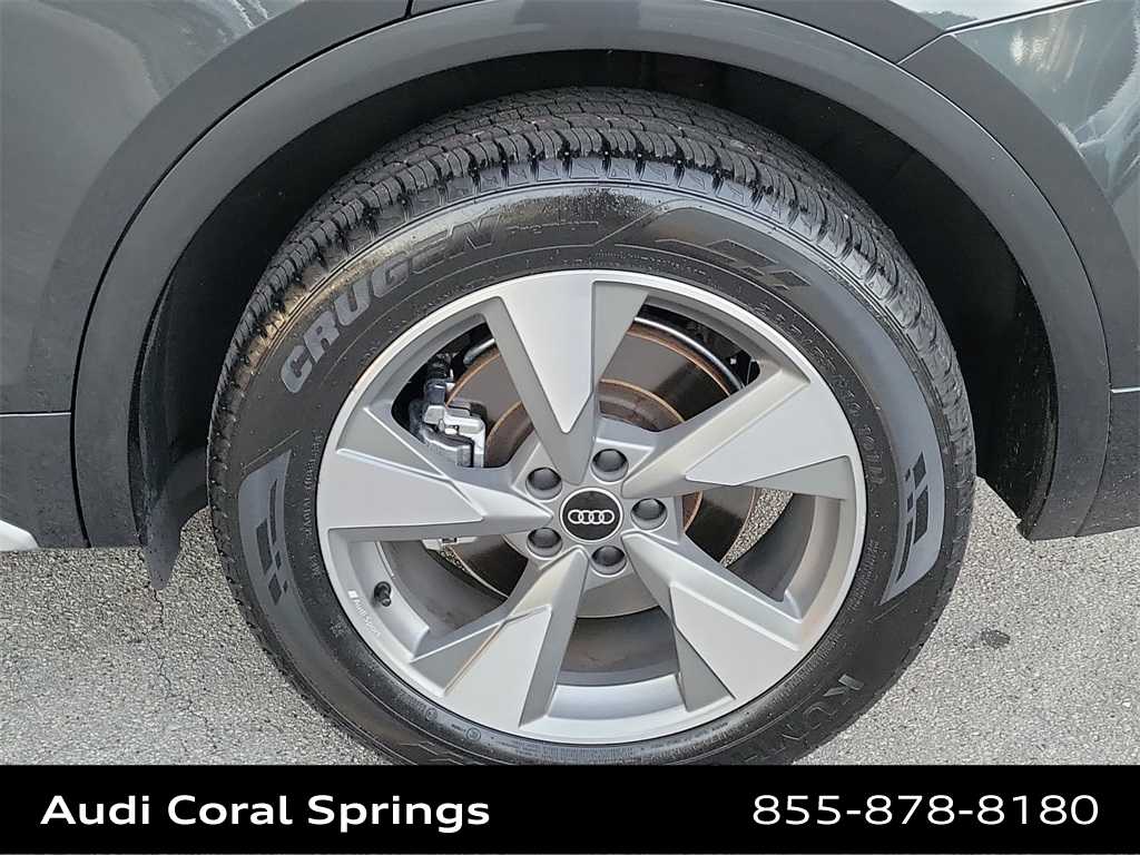 Thumbnail: 2022 Audi Q5 - 15