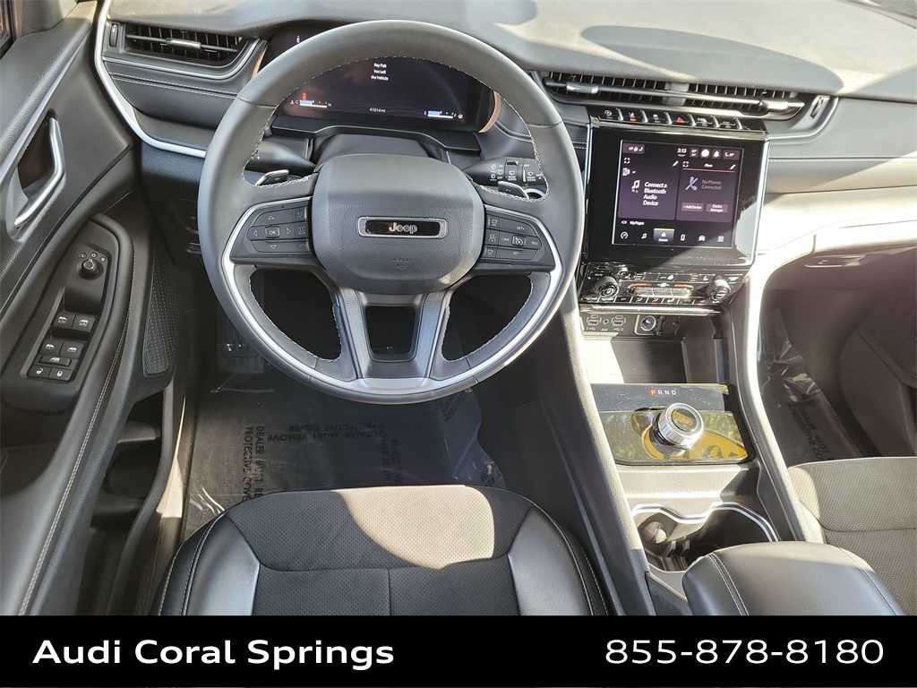 Thumbnail: 2023 Jeep Grand Cherokee L - 18