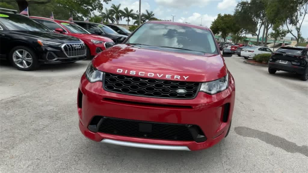 Thumbnail: 2024 Land Rover Discovery Sport - 3