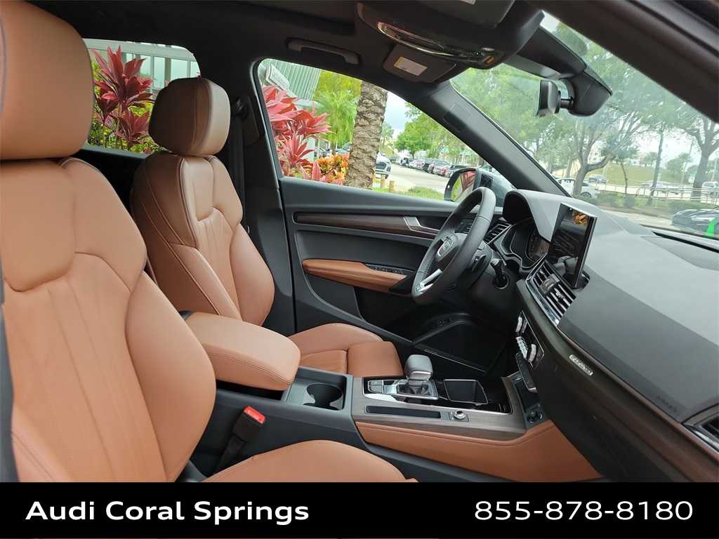 Thumbnail: 2025 Audi Q5 - 14