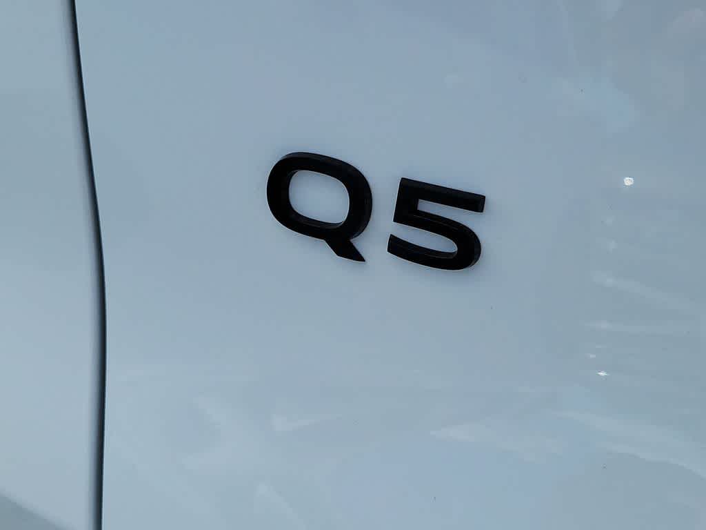 Thumbnail: 2025 Audi Q5 - 15