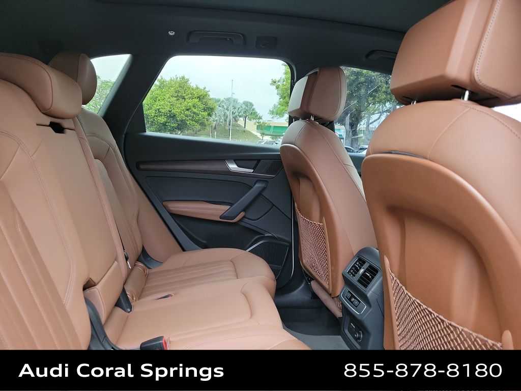 Thumbnail: 2022 Audi Q5 - 21