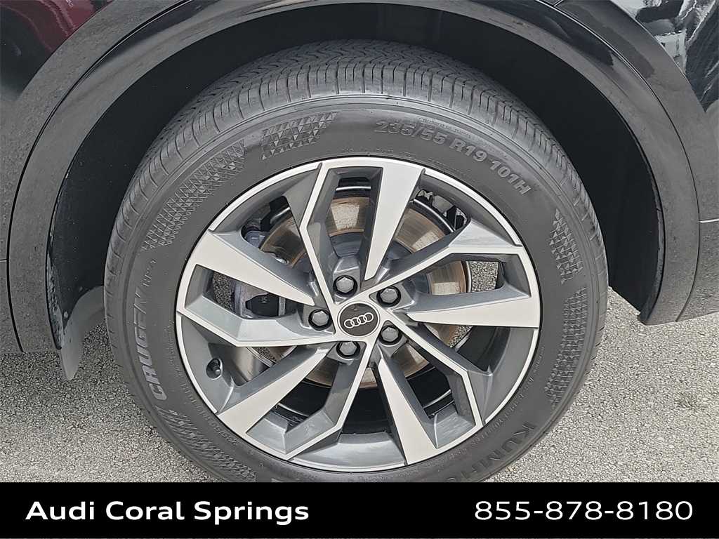 Thumbnail: 2023 Audi Q5 - 16