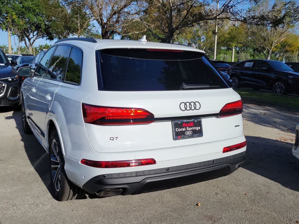 Thumbnail: 2026 Audi Q7 - 6