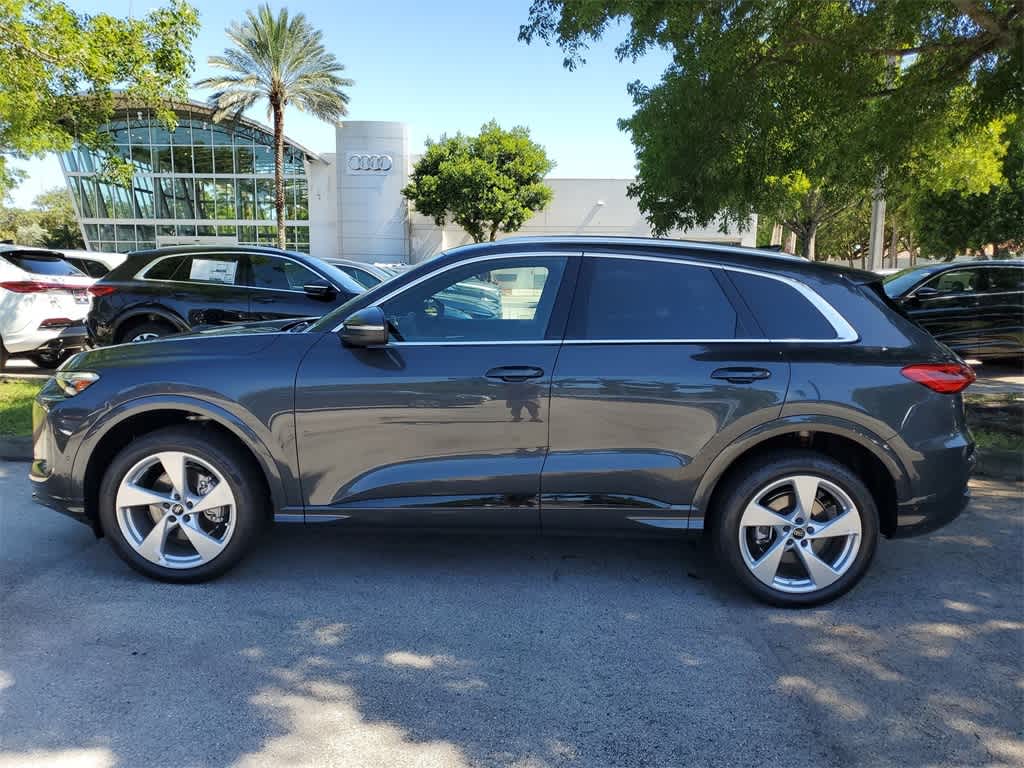 Thumbnail: 2025 Audi Q5 - 5